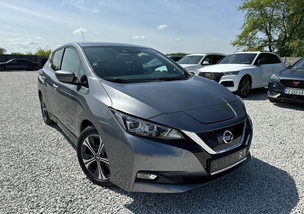 Nissan Leaf cena 83990 przebieg: 26000, rok produkcji 2019 z Sosnowiec małe 742